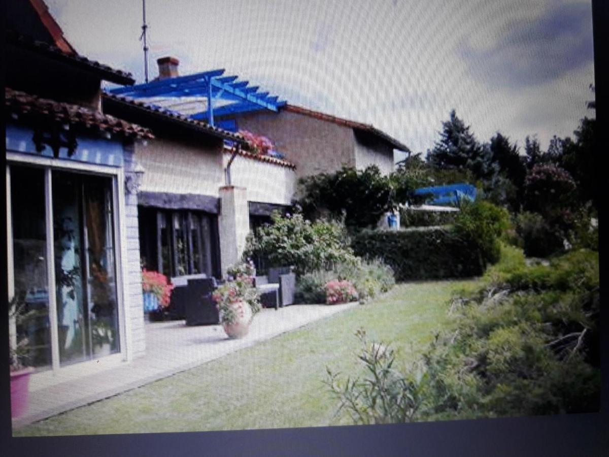 Bed and Breakfast Les Pierres Blanches Bonneuil-Matours Экстерьер фото